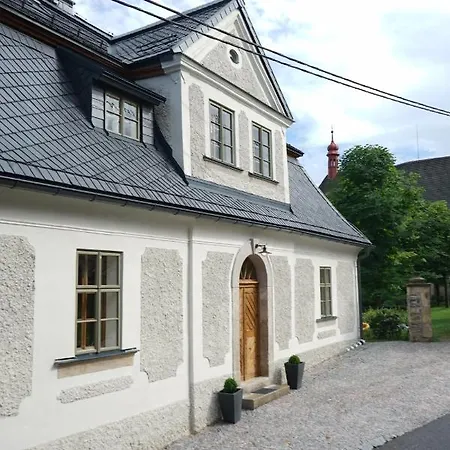 Apartment Baroque Chaplain House Kaplanka 1796 A. D. - Historical Luxury Apts In Bohemian Paradise *