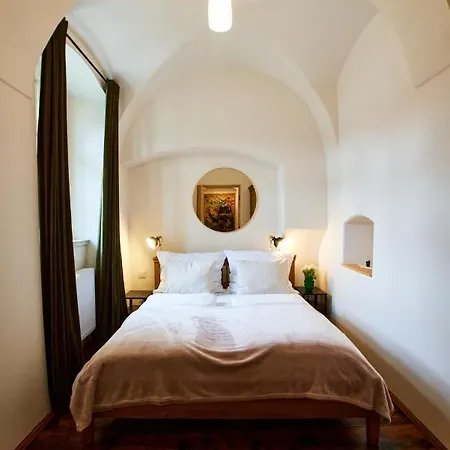 Baroque Chaplain House Kaplanka 1796 A. D. - Historical Luxury Apts In Bohemian Paradise *