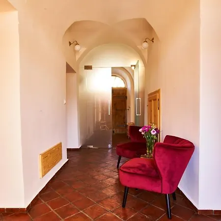 Apartment Baroque Chaplain House Kaplanka 1796 A. D. - Historical Luxury Apts In Bohemian Paradise *