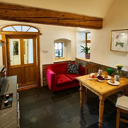 Baroque Chaplain House Kaplanka 1796 A. D. - Historical Luxury Apts In Bohemian Paradise Apartment