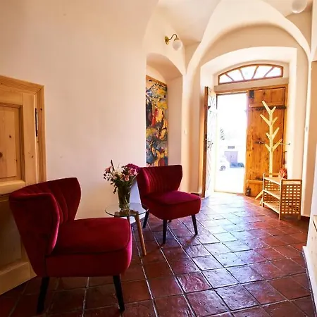 Apartment Baroque Chaplain House Kaplanka 1796 A. D. - Historical Luxury Apts In Bohemian Paradise