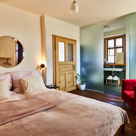 Apartment Baroque Chaplain House Kaplanka 1796 A. D. - Historical Luxury Apts In Bohemian Paradise