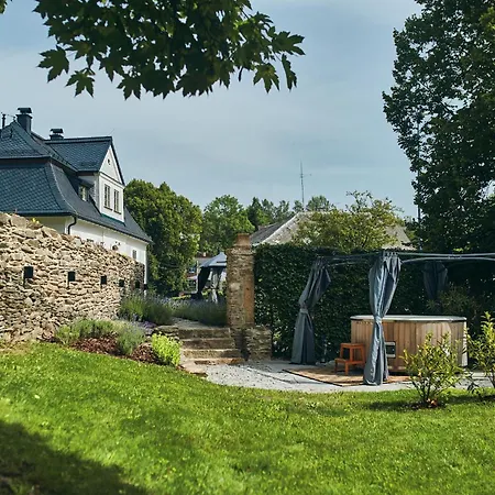 Apartment Baroque Chaplain House Kaplanka 1796 A. D. - Historical Luxury Apts In Bohemian Paradise